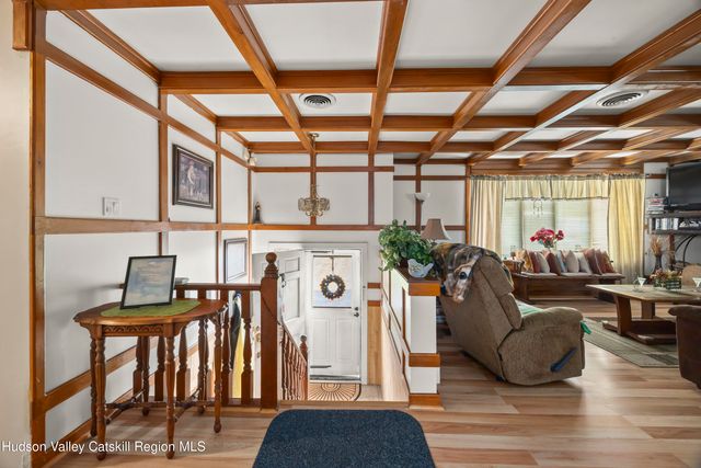 134 Willowbrook Road, Hudson, NY 12534