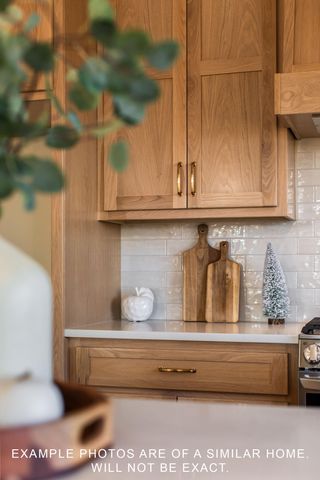 1834 E Skyline Avenue, Ozark, MO 65721