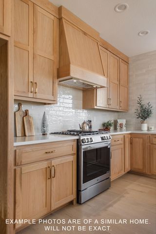 1834 E Skyline Avenue, Ozark, MO 65721