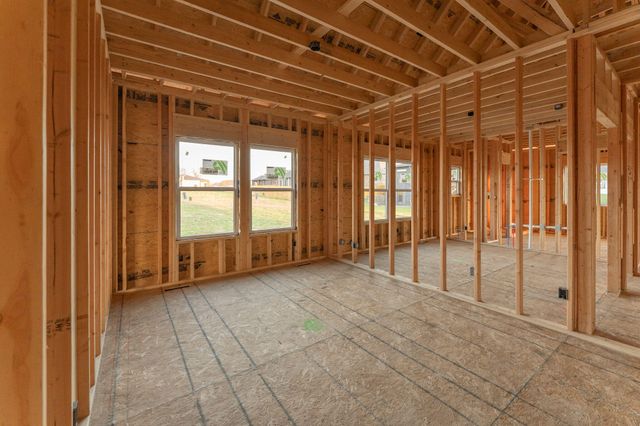 1834 E Skyline Avenue, Ozark, MO 65721