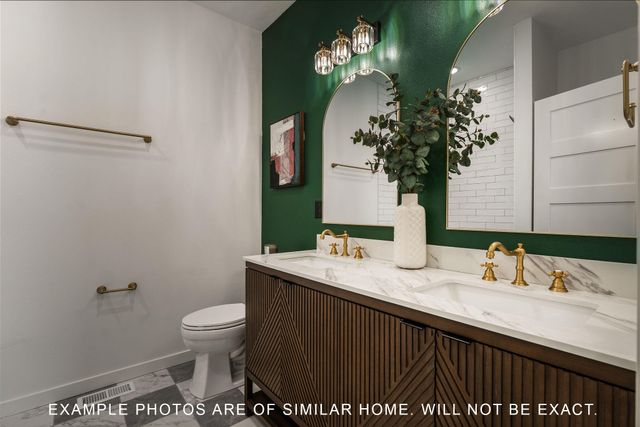 1834 E Skyline Avenue, Ozark, MO 65721