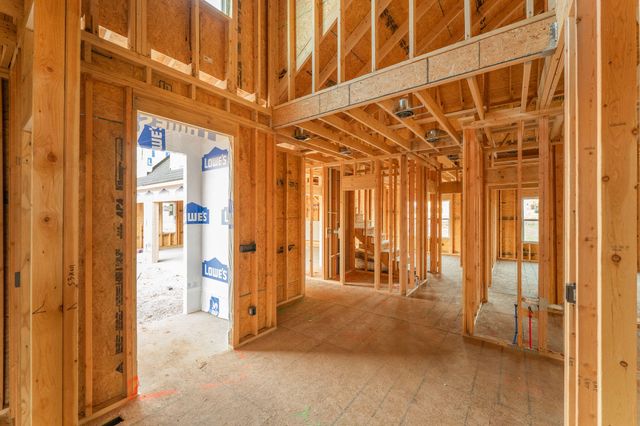 1834 E Skyline Avenue, Ozark, MO 65721