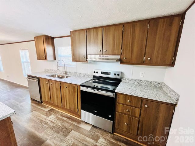 491 Sandy Springs Lane, Lexington, SC 29073