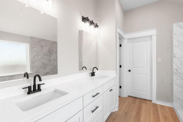 497 Combine Road, Snook, TX 77879