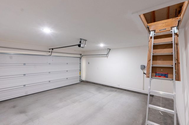 497 Combine Road, Snook, TX 77879