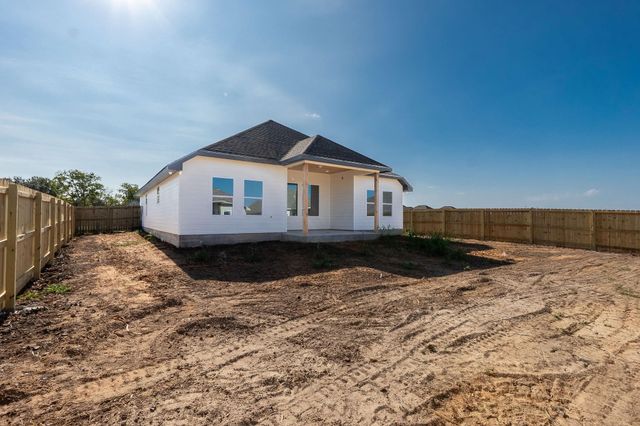 497 Combine Road, Snook, TX 77879