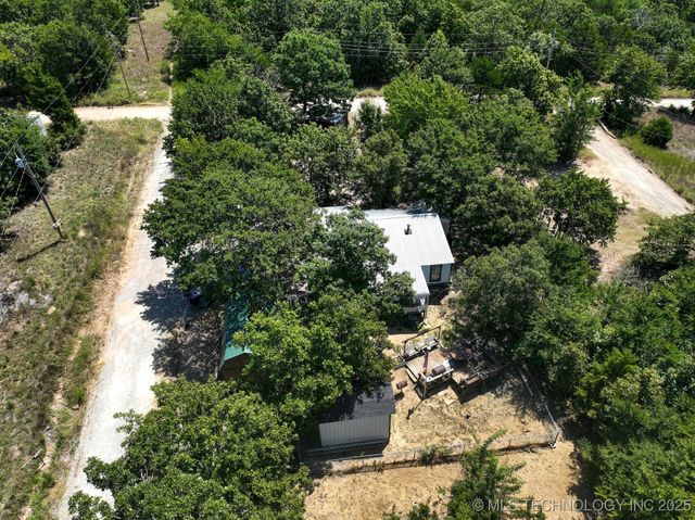 18 E Kangaroo Road, Stigler, OK 74462