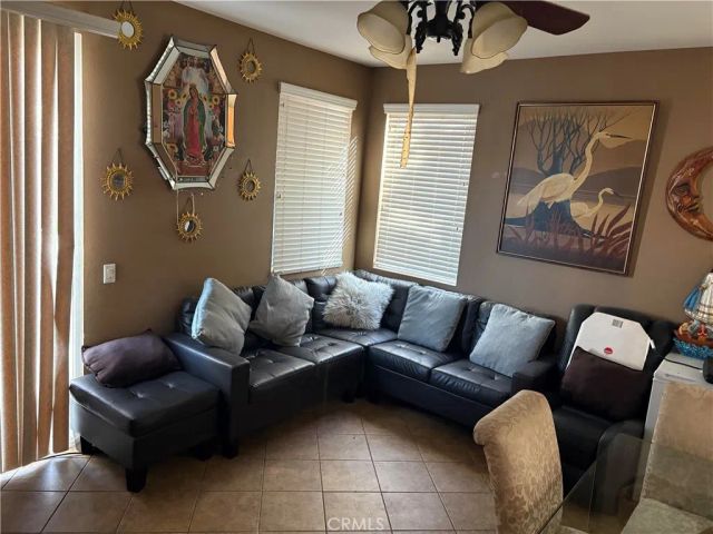 27742 Hollyoak, Menifee, CA 92585