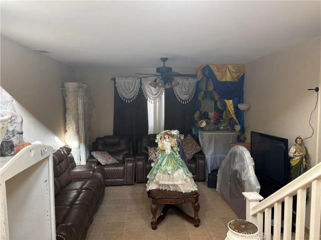 27742 Hollyoak, Menifee, CA 92585