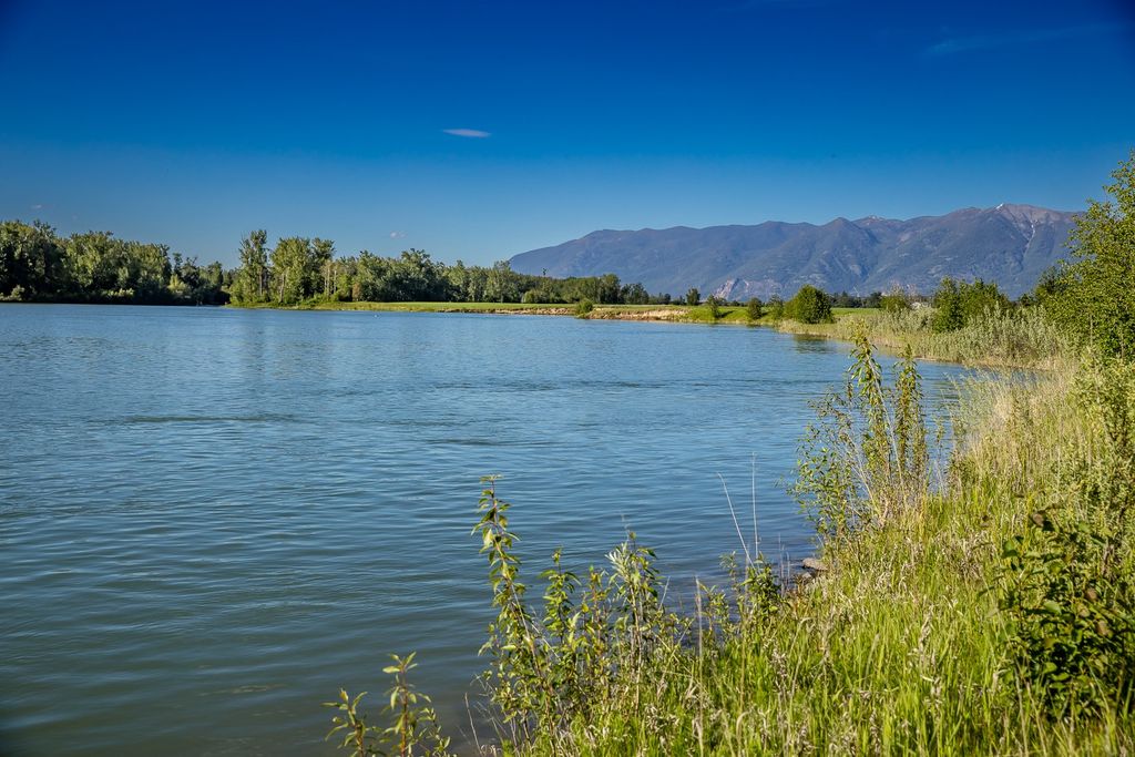 1514 Steel Bridge Road, Kalispell, MT 59901 photo 2