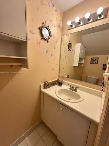 1365 W Veracruz Ln 4-10, Weston, FL 33327