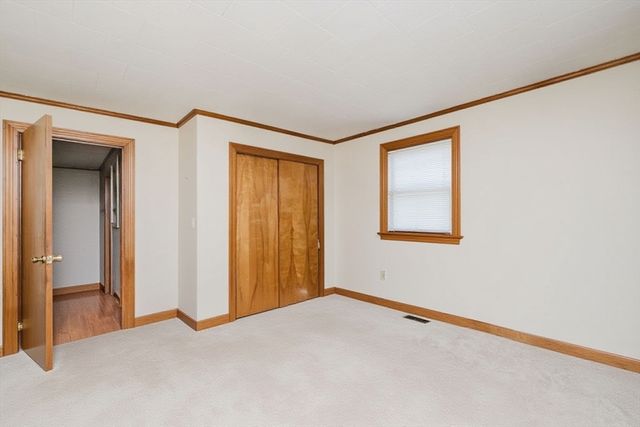 20 Wilcox St, Fall River, MA 02724