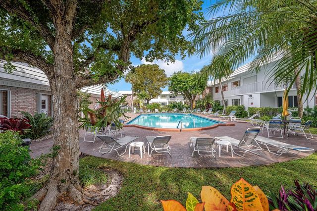 350 S Cypress Road 521, Pompano Beach, FL 33060