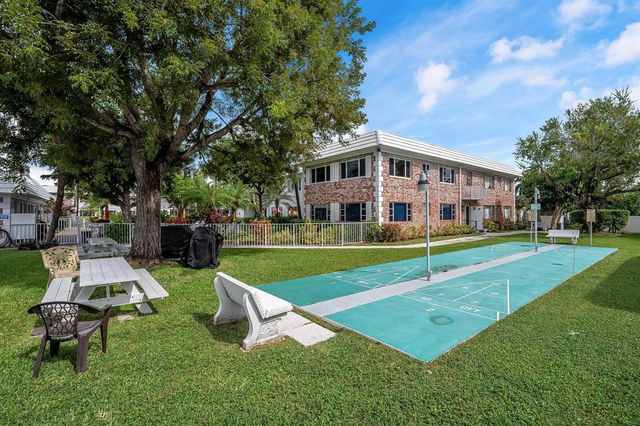 350 S Cypress Road 521, Pompano Beach, FL 33060