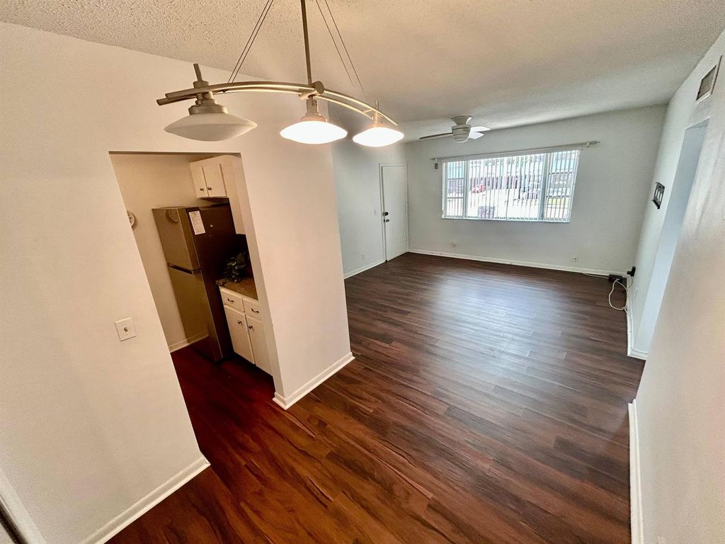 350 S Cypress Road 521, Pompano Beach, FL 33060