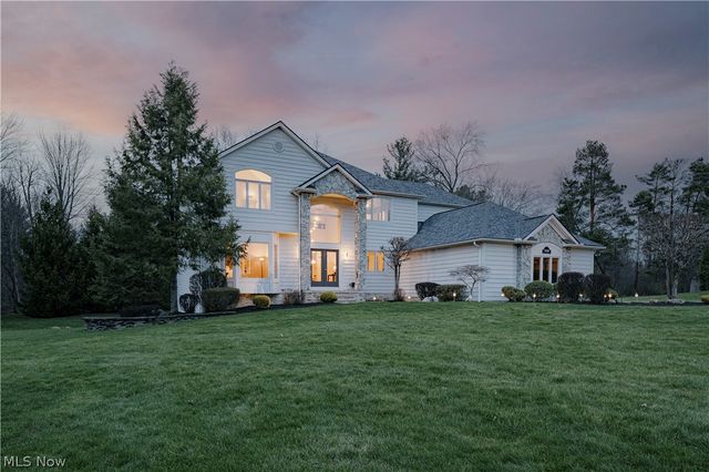 28495 Blue Pond Trail, Solon, OH 44139