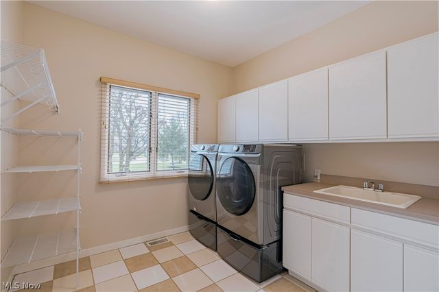 28495 Blue Pond Trail, Solon, OH 44139