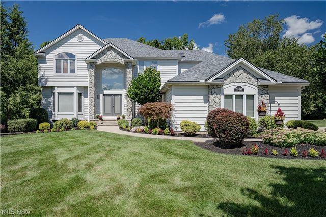 28495 Blue Pond Trail, Solon, OH 44139
