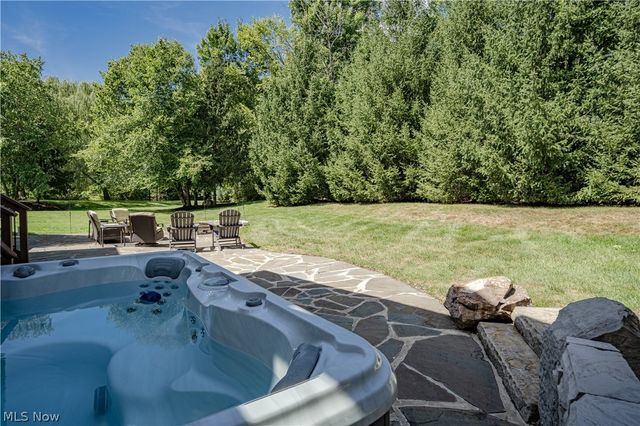 28495 Blue Pond Trail, Solon, OH 44139