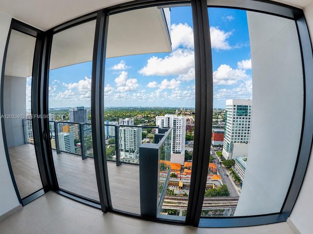 88 SW 7th Street 2206, Miami, FL 33130