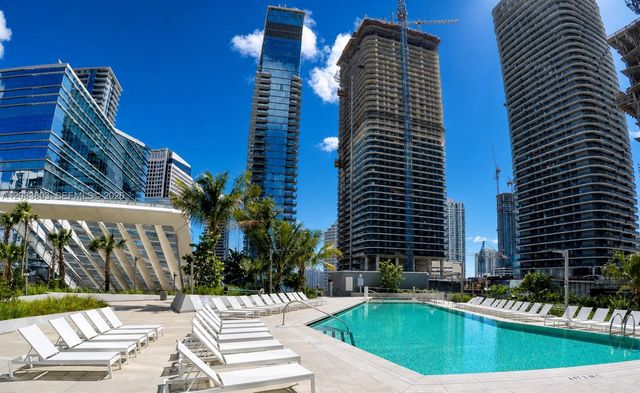 88 SW 7th Street 2206, Miami, FL 33130