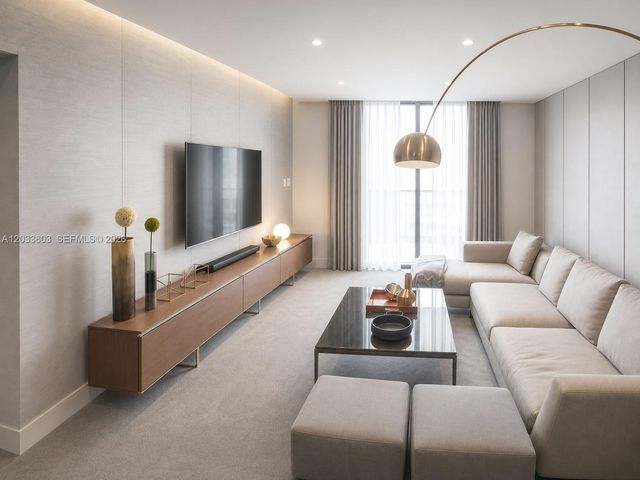 88 SW 7th Street 2206, Miami, FL 33130