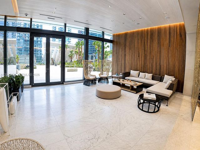 88 SW 7th Street 2206, Miami, FL 33130