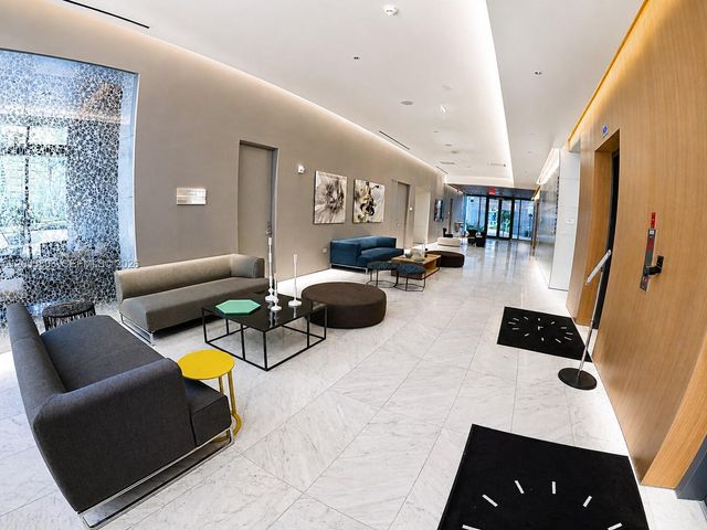 88 SW 7th Street 2206, Miami, FL 33130