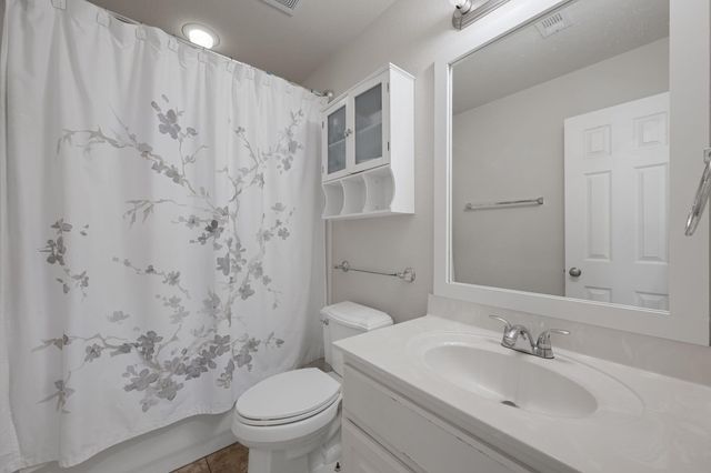 2221 Village View LOOP, Pflugerville, TX 78660