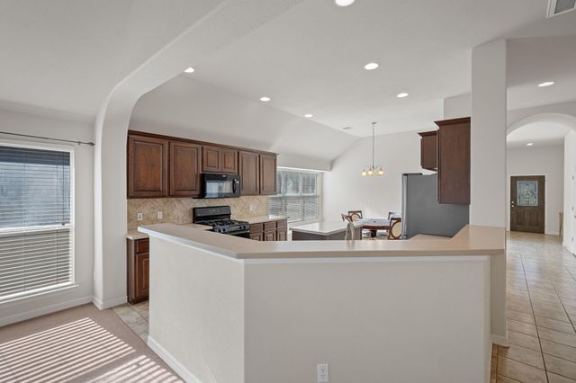 2221 Village View LOOP, Pflugerville, TX 78660