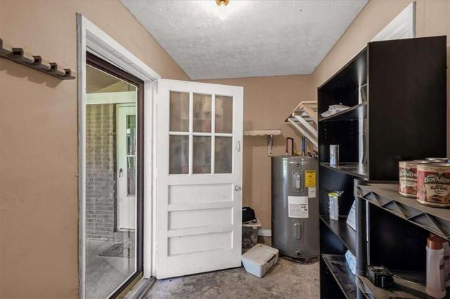 129 Green Meadow Lane, Calhoun, GA 30701