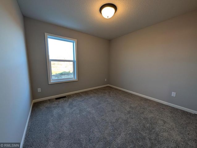10563 Goodview Avenue S, Cottage Grove, MN 55016
