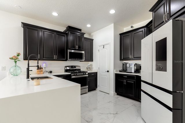 12182 SANDY APPLE ROAD, Orlando, FL 32824