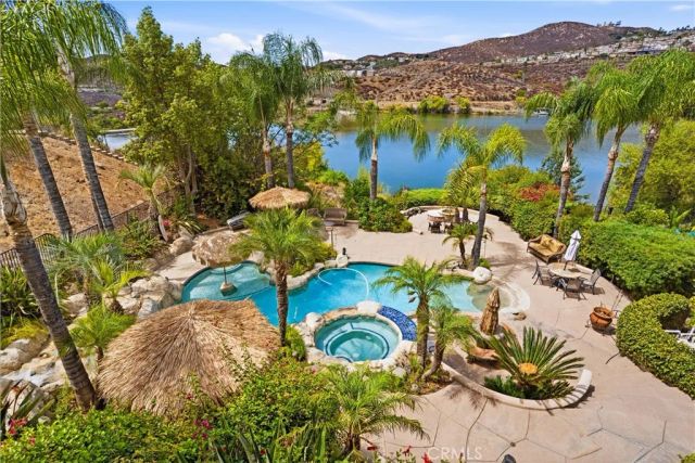 22049 Loch Lomond, Canyon Lake, CA 92587
