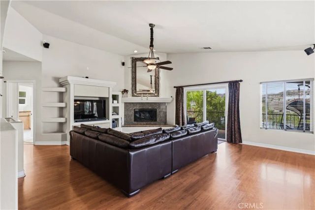 22049 Loch Lomond, Canyon Lake, CA 92587