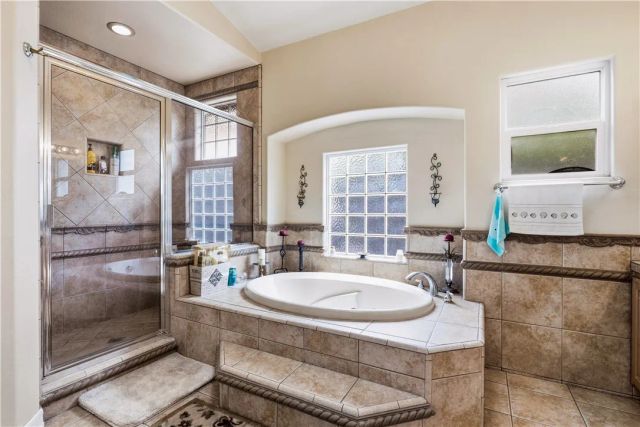 22049 Loch Lomond, Canyon Lake, CA 92587