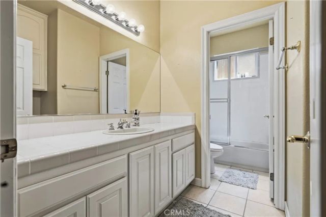 22049 Loch Lomond, Canyon Lake, CA 92587