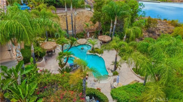 22049 Loch Lomond, Canyon Lake, CA 92587