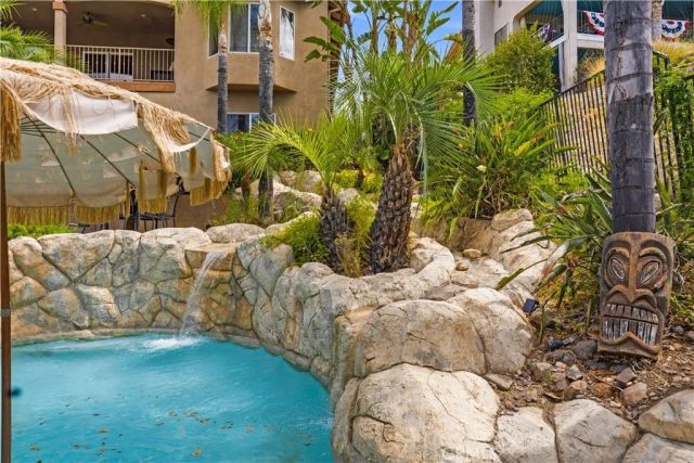 22049 Loch Lomond, Canyon Lake, CA 92587