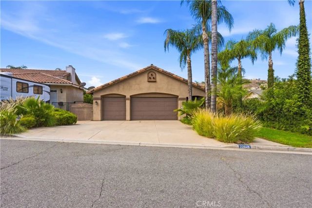 22049 Loch Lomond, Canyon Lake, CA 92587