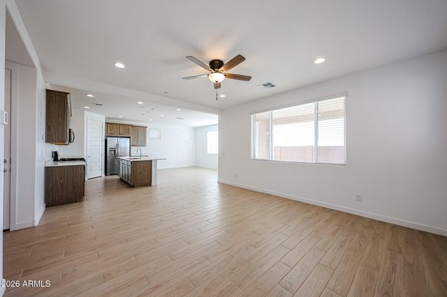 12039 W CALLE DE POMPAS Lane, Peoria, AZ 85383