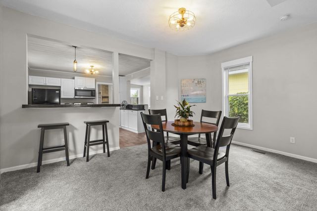 240 Sidney Street E, Saint Paul, MN 55107