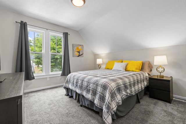 240 Sidney Street E, Saint Paul, MN 55107