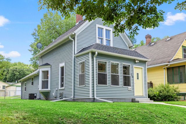 240 Sidney Street E, Saint Paul, MN 55107