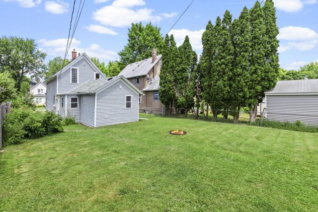 240 Sidney Street E, Saint Paul, MN 55107