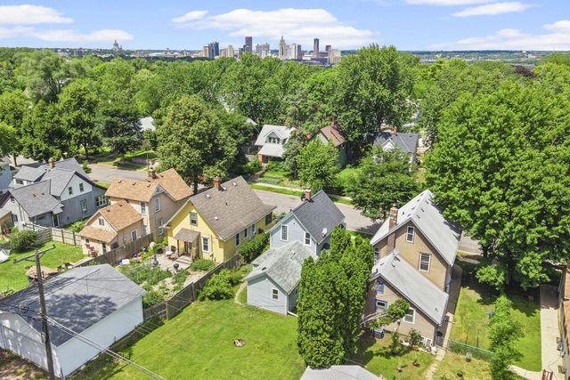 240 Sidney Street E, Saint Paul, MN 55107
