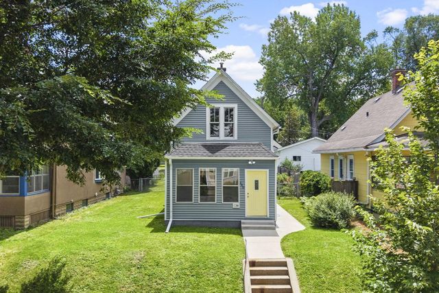 240 Sidney Street E, Saint Paul, MN 55107