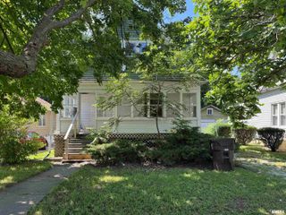 1108 W MCCLURE Avenue, Peoria, IL 61604