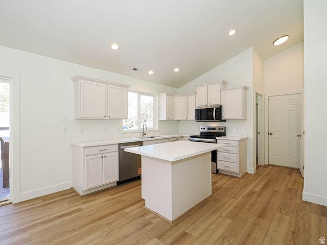 2256 W 8490 S, West Jordan, UT 84088