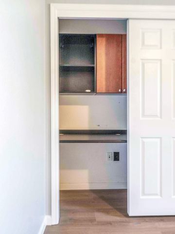 697 Leta Mae Court, Exeter, CA 93221